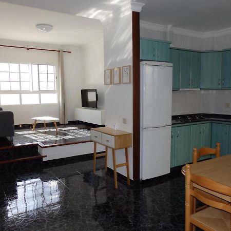 Toni'S Apartment Аринага Екстериор снимка