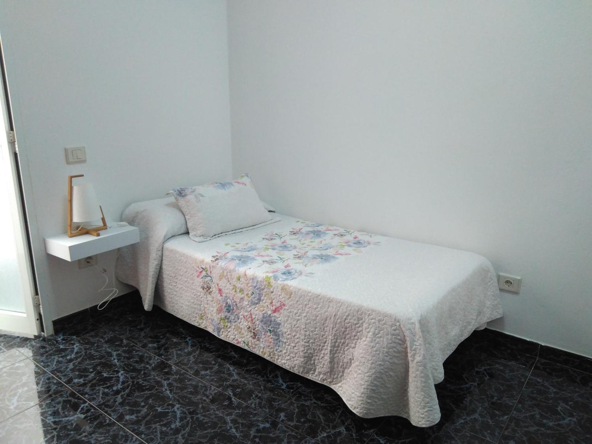 Toni'S Apartment Аринага Екстериор снимка