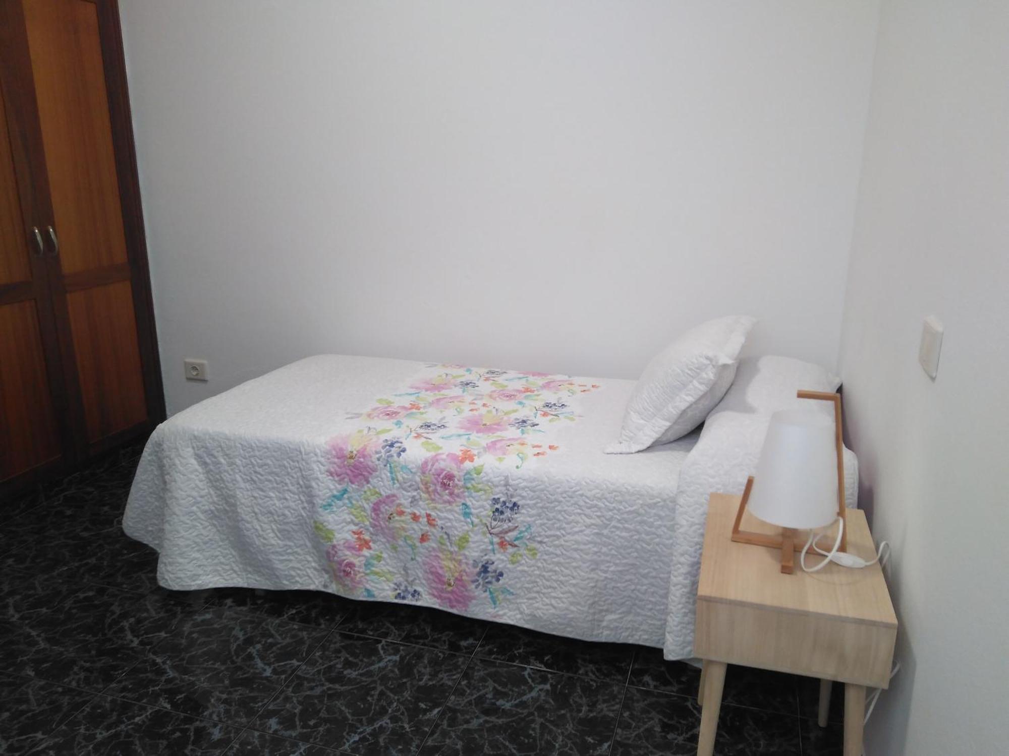 Toni'S Apartment Аринага Екстериор снимка