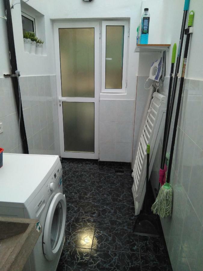 Toni'S Apartment Аринага Екстериор снимка