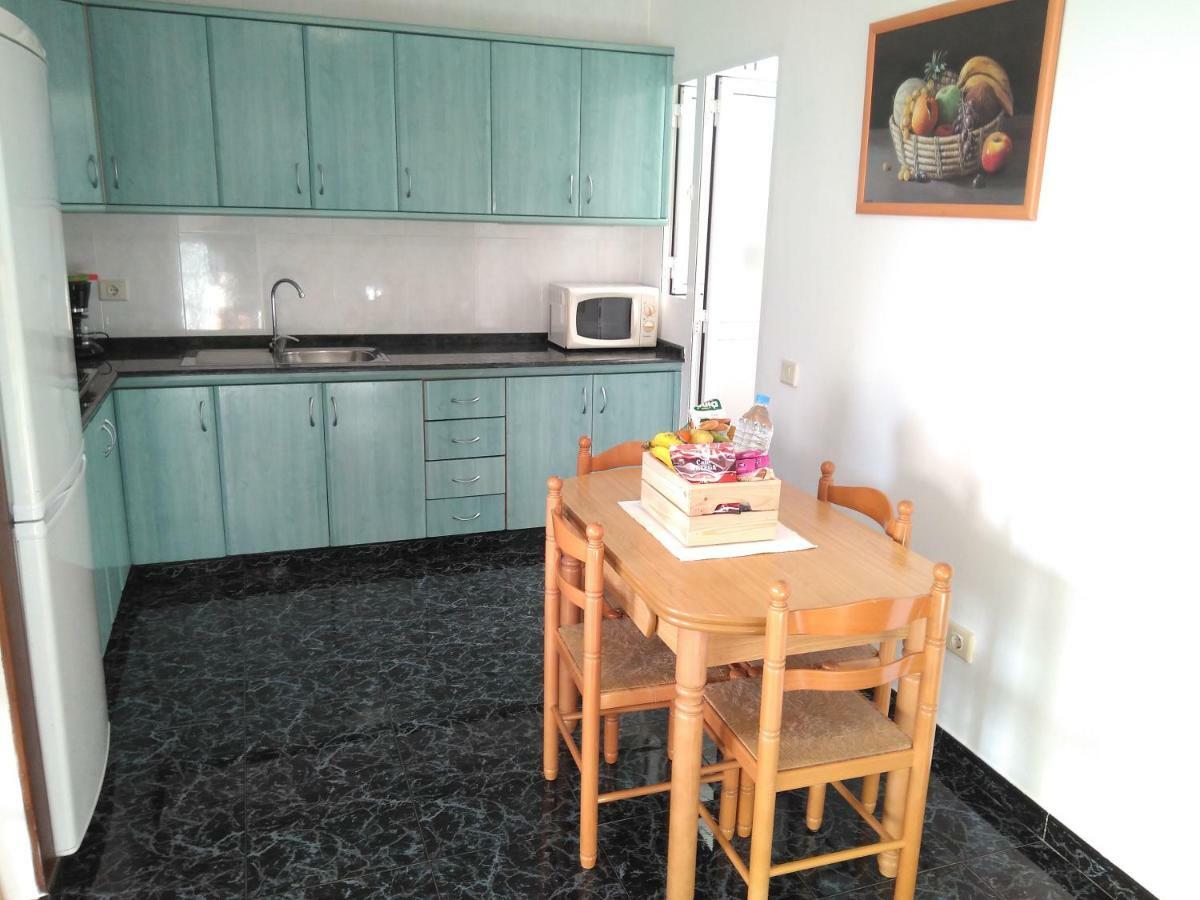 Toni'S Apartment Аринага Екстериор снимка