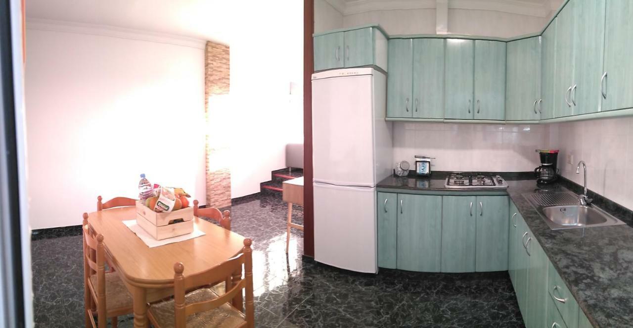 Toni'S Apartment Аринага Екстериор снимка